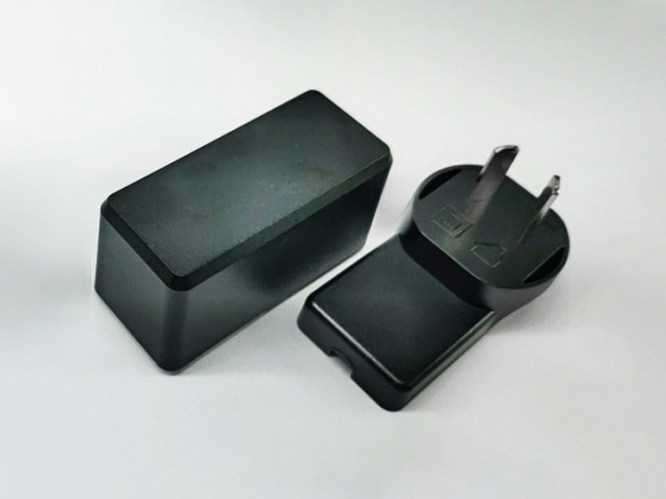 插墙式外壳（黑色）